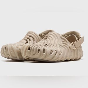 Salehe Bembury Crocs Horchata